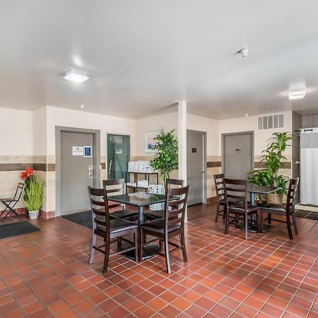 Red Lion Inn & Suites Sequim At Olympic National Park Bagian luar foto
