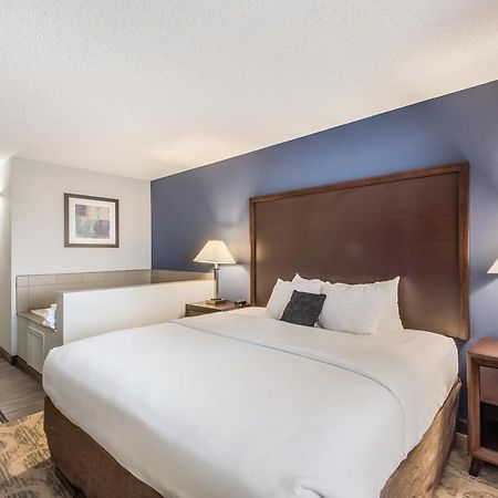 Red Lion Inn & Suites Sequim At Olympic National Park Bagian luar foto