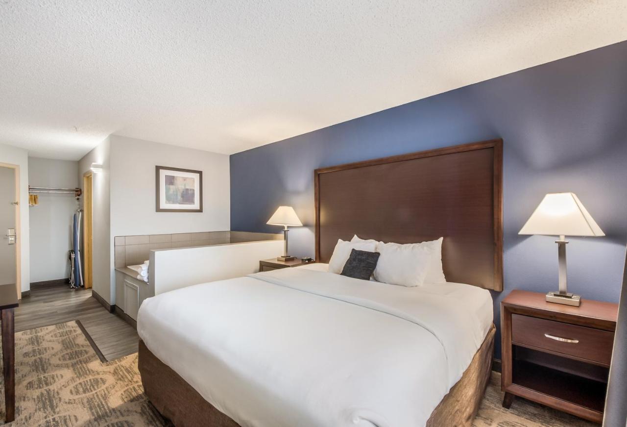Red Lion Inn & Suites Sequim At Olympic National Park Bagian luar foto