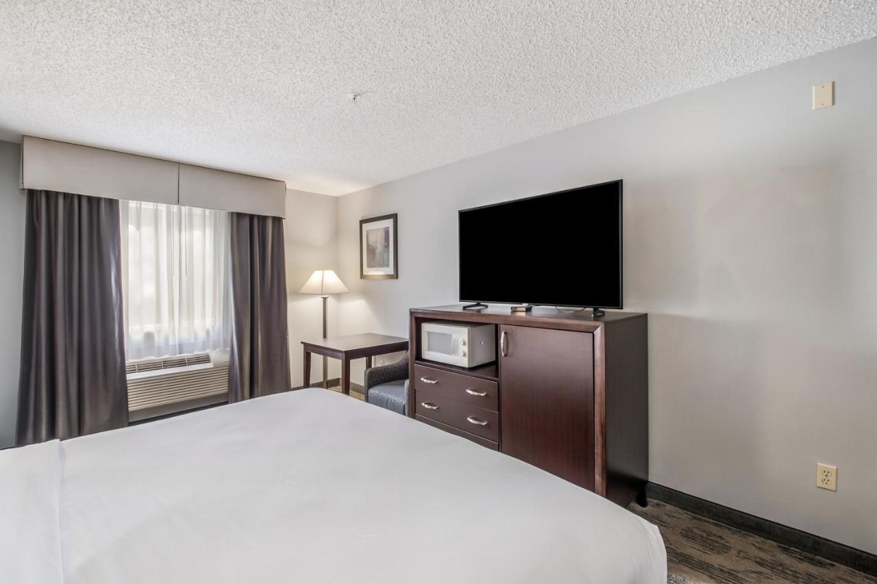 Red Lion Inn & Suites Sequim At Olympic National Park Bagian luar foto
